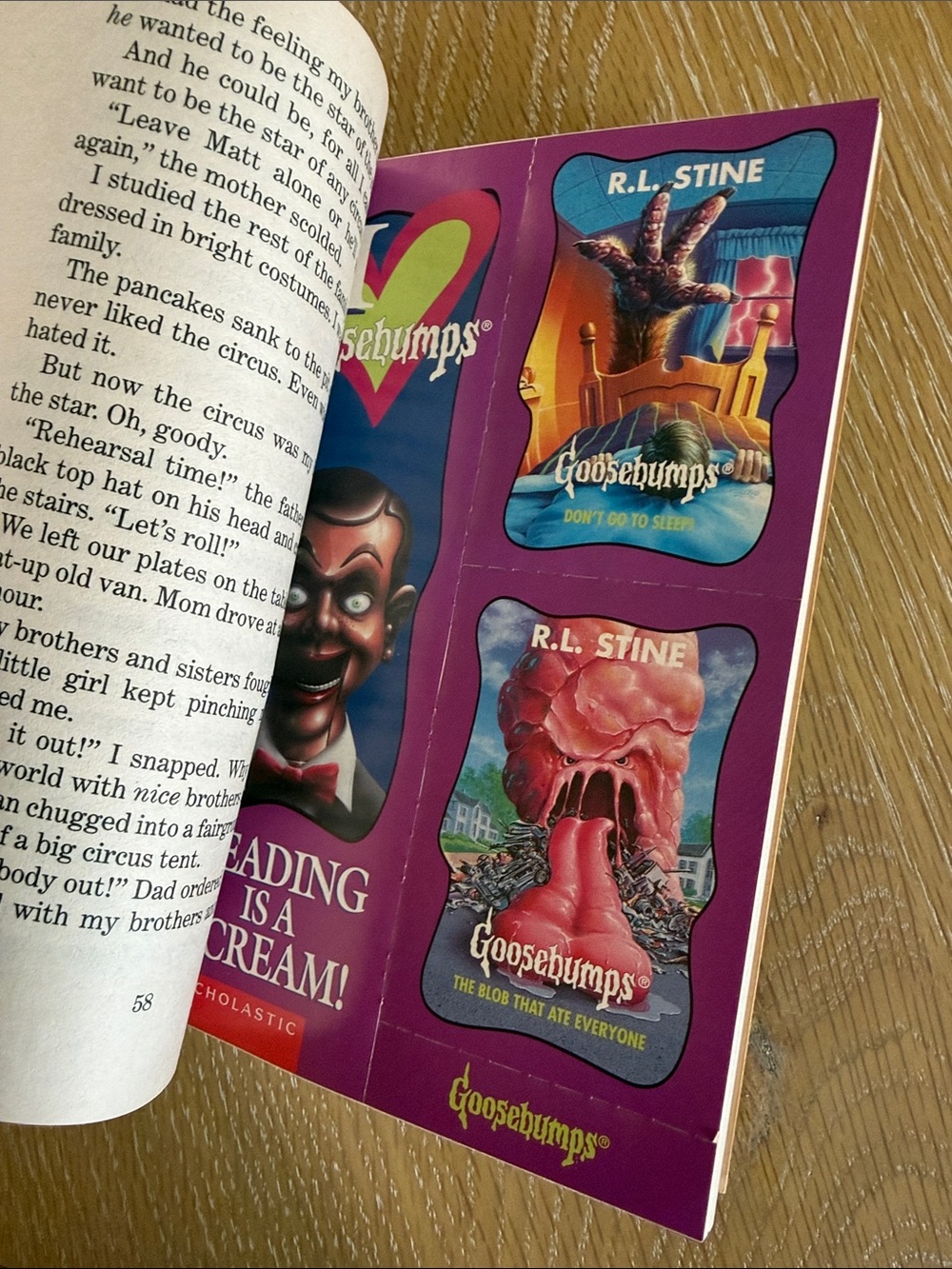 Goosebumps #54 Don't Go To Sleep 1st Edition with Bookmark and Trading Cards - Picture 3 of 5
